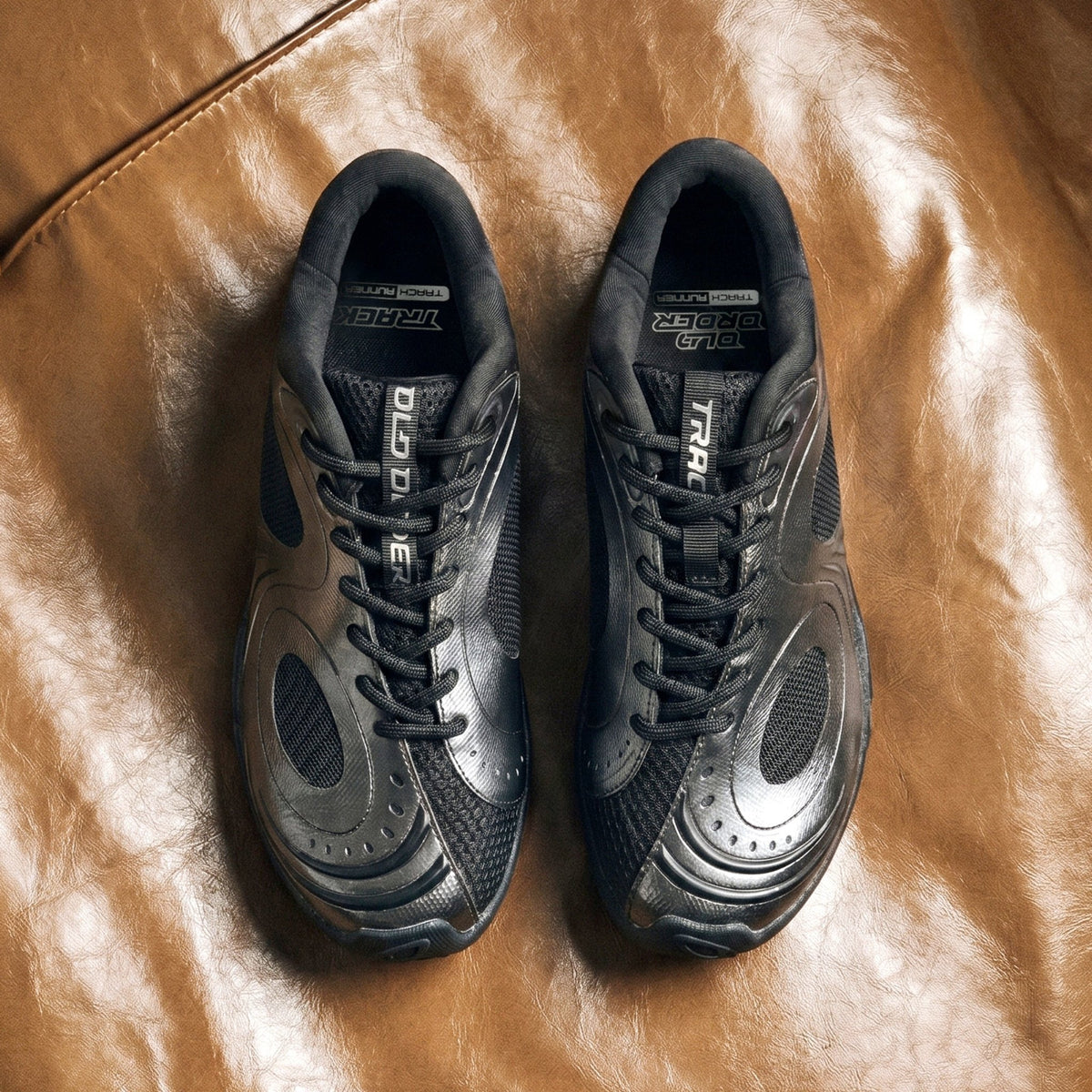 Trainer Track Shoes - Meteorite Black - OLD ORDER