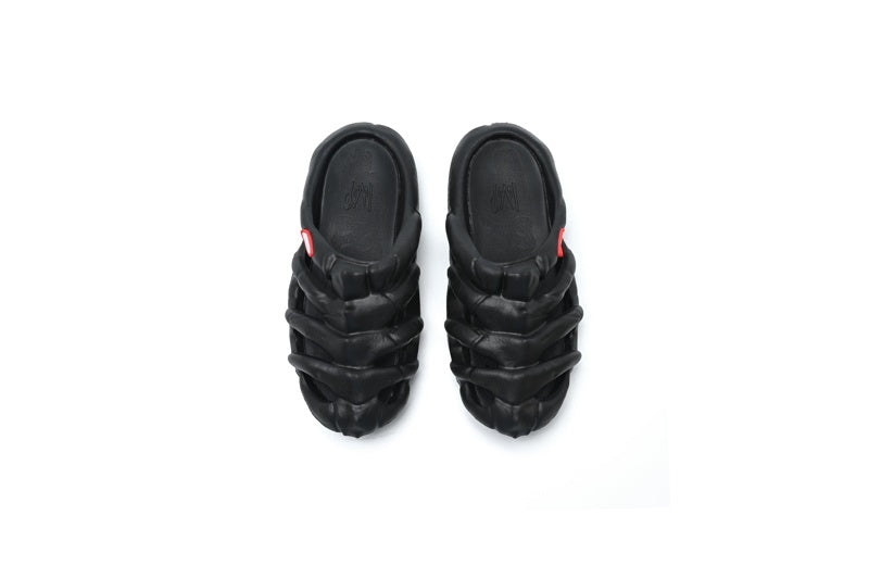 SLIPPERS – OLD ORDER
